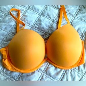 NWT VS PINK push up bra 36C